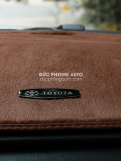 Thảm Taplo Tuyết Nhung Toyota Cross Mầu Cafe